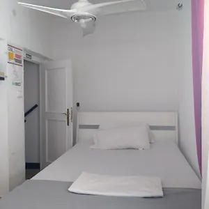 Hostel Bellavista Playa, Malaga